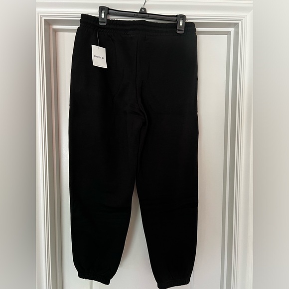 CLEARANCE NWT Women’s Black Size Large Sweatpants - Picture 3 of 8